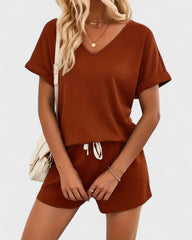 Isabelle | Ensemble femme t-shirt col en V et short