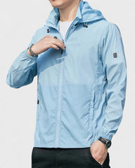 Jérôme | Veste coupe-vent homme bleu clair avec capuche