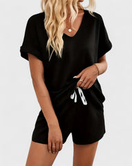 Isabelle | Ensemble femme t-shirt col en V et short