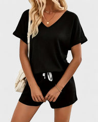 Isabelle | Ensemble femme t-shirt col en V et short