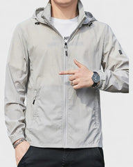 Jérôme | Veste coupe-vent homme bleu clair avec capuche