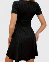 Aude | Robe plissée col croisé